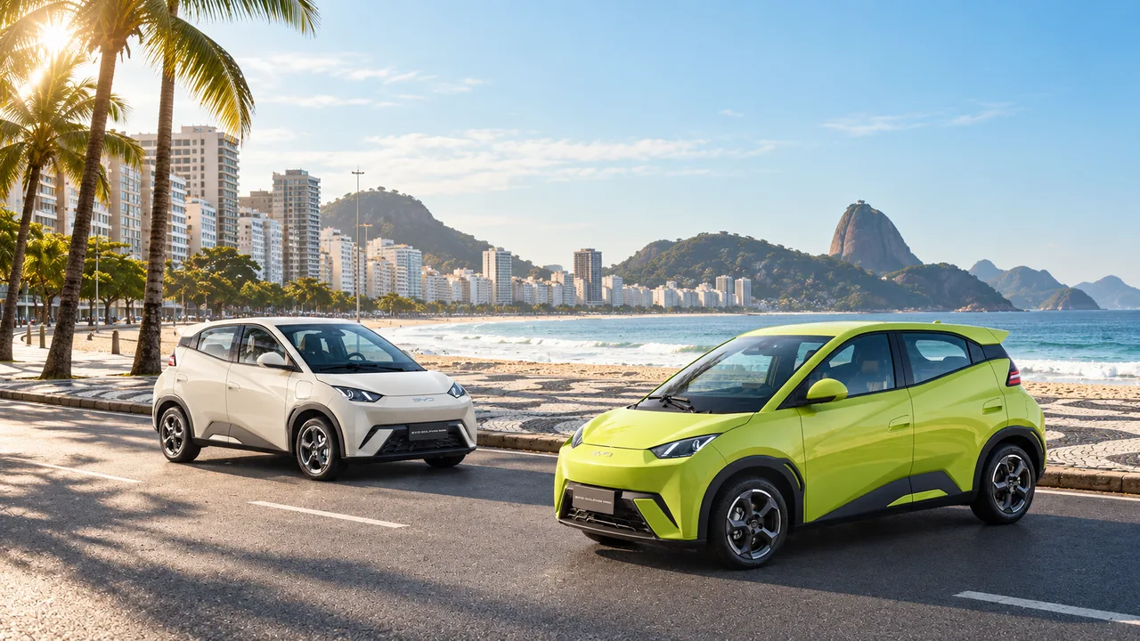 BYD Dolphin Mini branco e verde